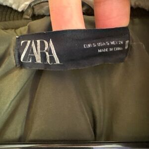 Zara Khaki Green Outerwear